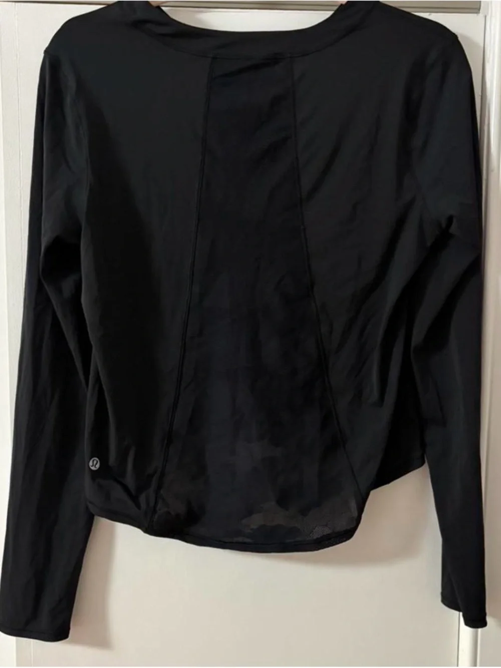 lululemon athletica Black Long-Sleeve Crop Crew Top